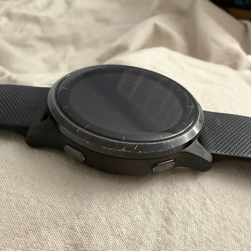 Garmin Vivoactive 4 - Picture 3 of 3